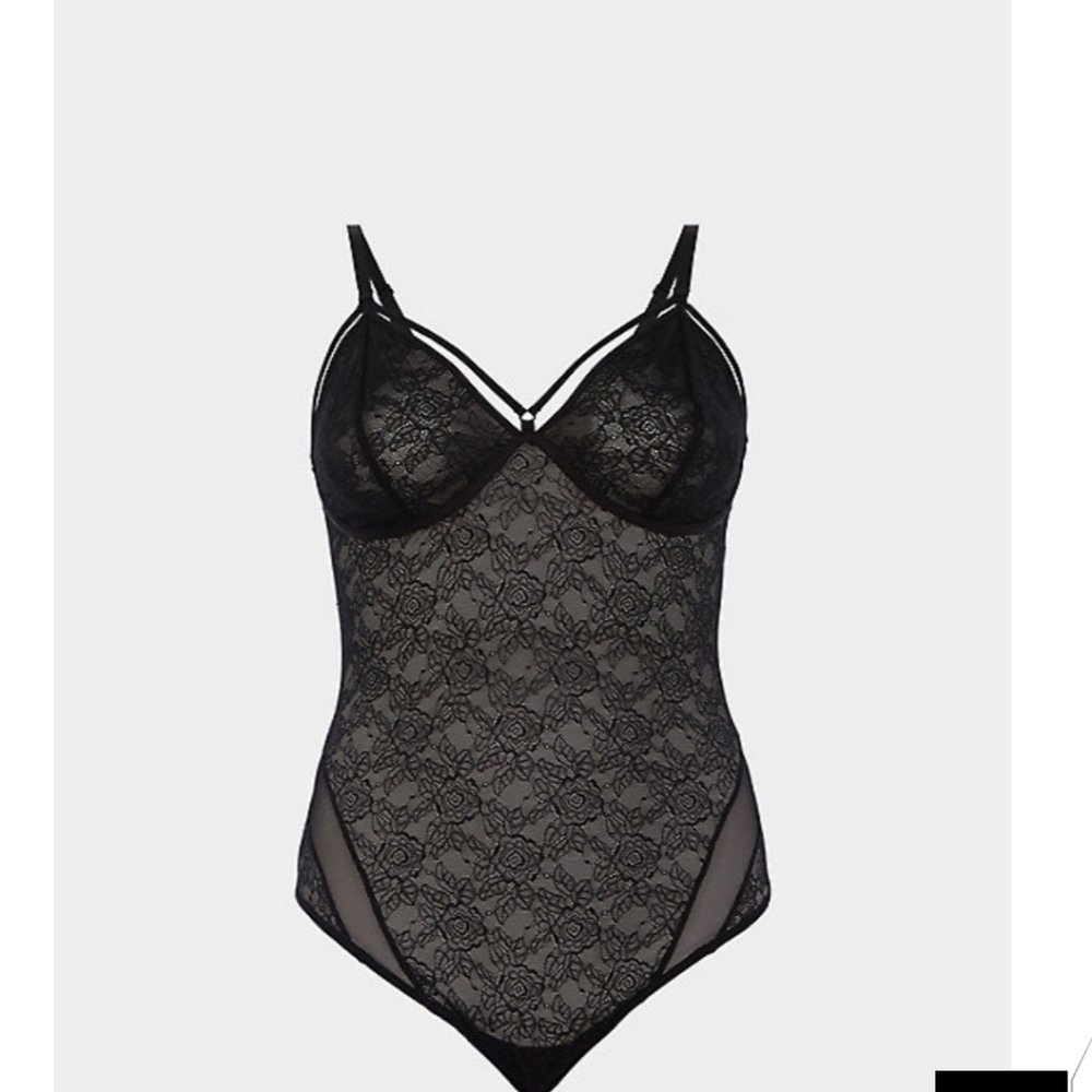 🆕BLACK LACE & MESH STRAPPY BODYSUIT